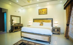 Canadian Inn Islamabad